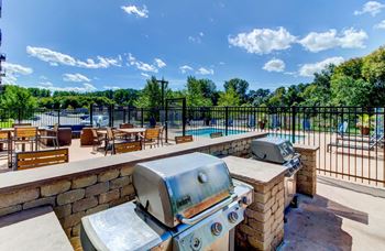 Outdoor Kitchen, BBQ, Pool and Alfresco Dining-Berkshire Central Apartments